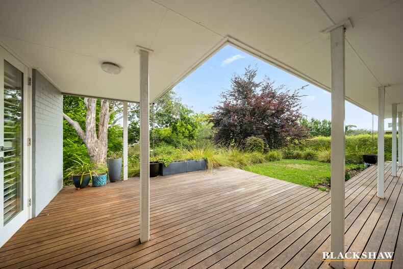 12 Holmes Crescent Campbell