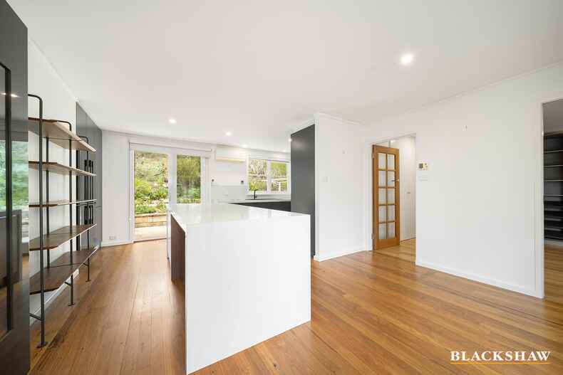 12 Holmes Crescent Campbell