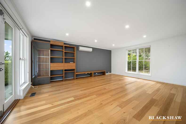 12 Holmes Crescent Campbell