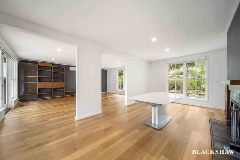 12 Holmes Crescent Campbell