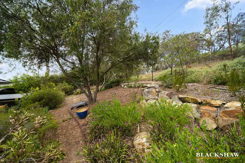 12 Holmes Crescent Campbell