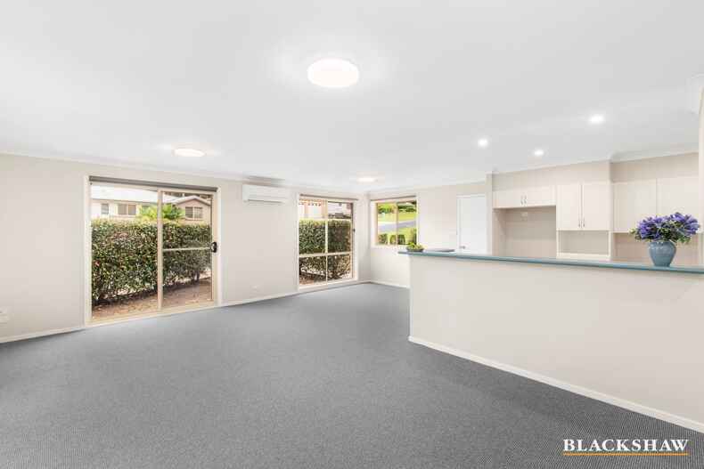 2 Stuart Place Sunshine Bay