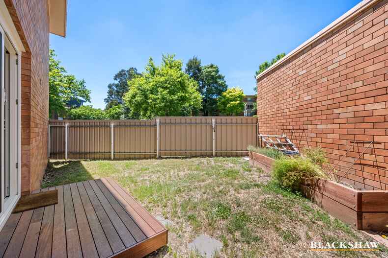 29/116 Blamey Crescent Campbell