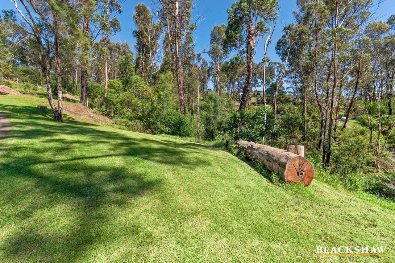 10 Figtree Close Surf Beach