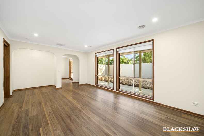8 Sid Barnes Crescent Gordon 8 Sid Barnes Crescent Gordon