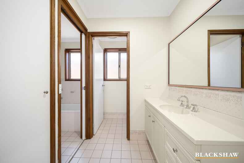 8 Sid Barnes Crescent Gordon 8 Sid Barnes Crescent Gordon