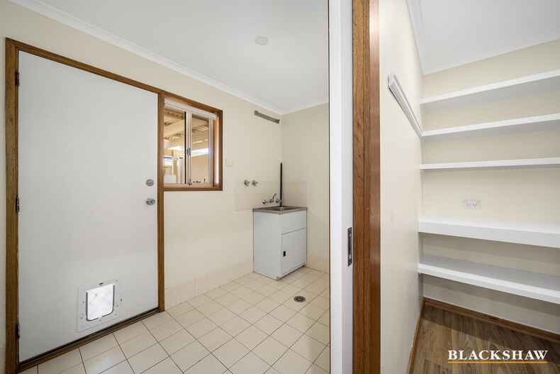 8 Sid Barnes Crescent Gordon 8 Sid Barnes Crescent Gordon