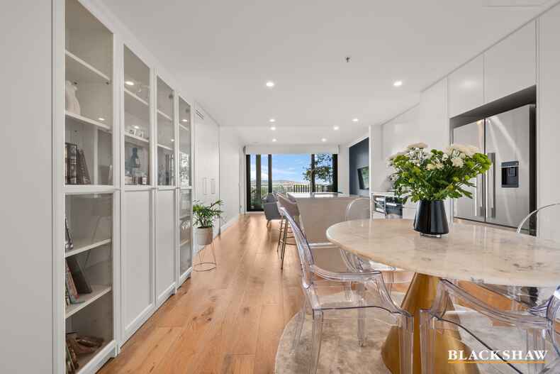 602/59 Constitution Avenue Campbell