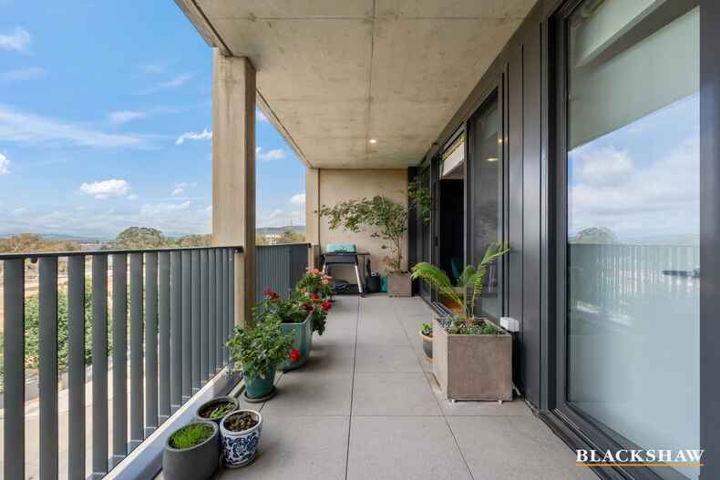 602/59 Constitution Avenue Campbell