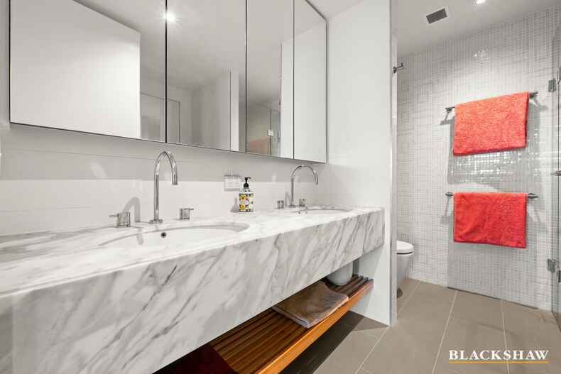 55/3 Burbury Close Barton 55/3 Burbury Close Barton