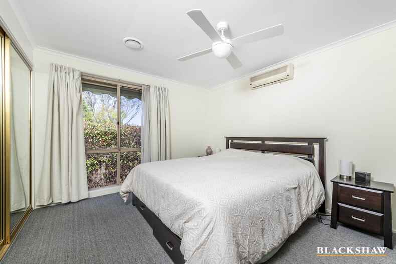 11/26 William Hudson Crescent Monash