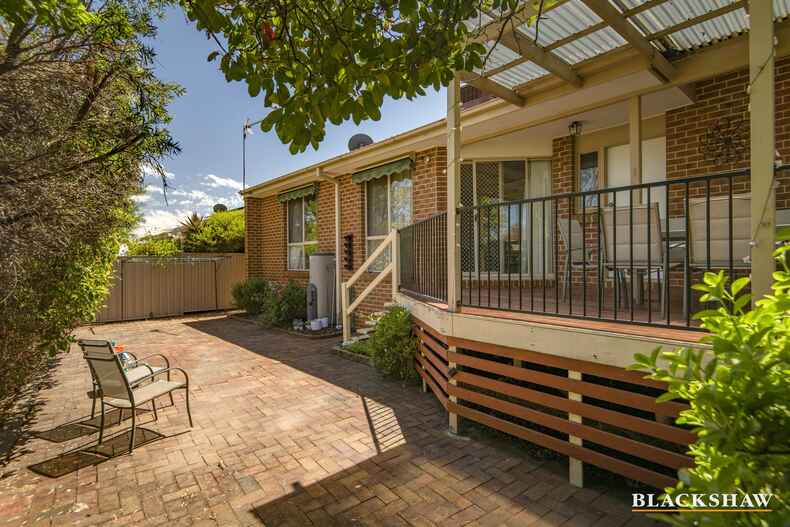 11/26 William Hudson Crescent Monash