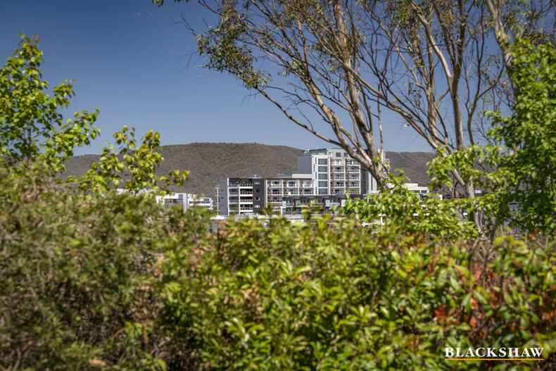 11/26 William Hudson Crescent Monash