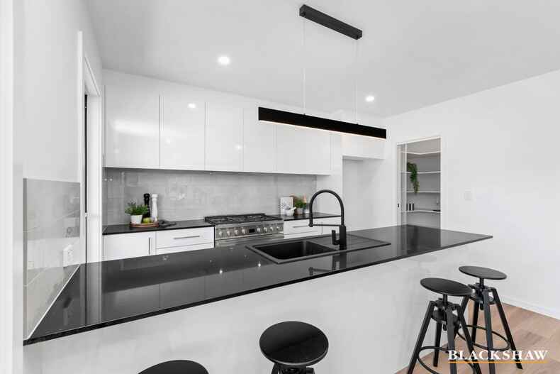 1/20 Throsby Crescent Sunshine Bay 1/20 Throsby Crescent Sunshine Bay