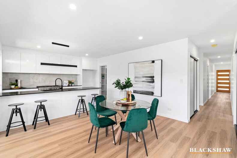 1/20 Throsby Crescent Sunshine Bay 1/20 Throsby Crescent Sunshine Bay