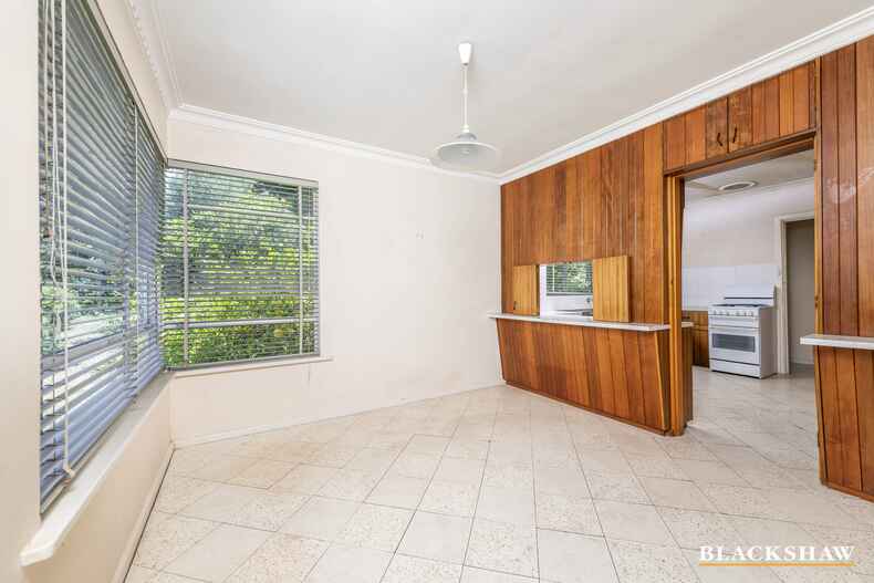 7 Curlewis Crescent Garran