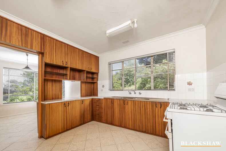 7 Curlewis Crescent Garran