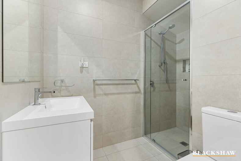 6/8 McGowan Place Dickson