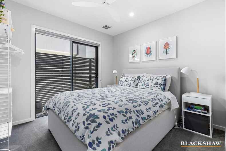 6/8 McGowan Place Dickson