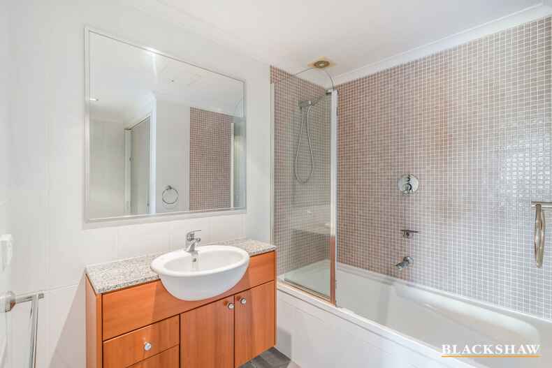 59/66 Allara Street City