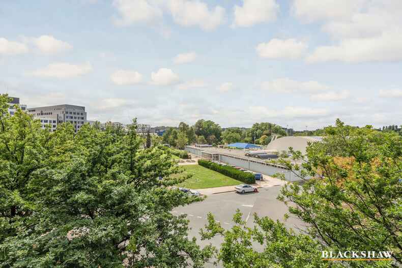 59/66 Allara Street City