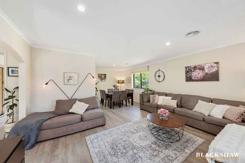 10 Arrietta Close Charnwood