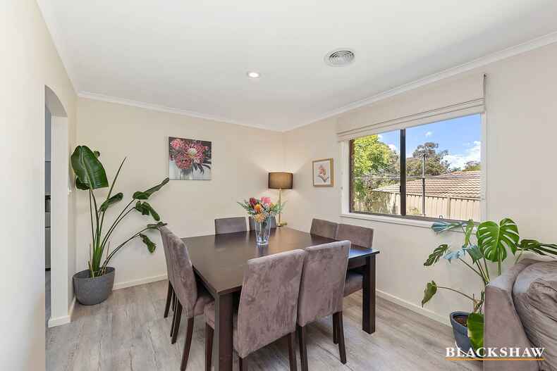 10 Arrietta Close Charnwood
