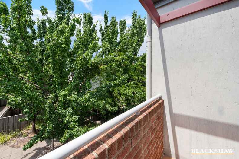 13/17 Majura Avenue Dickson