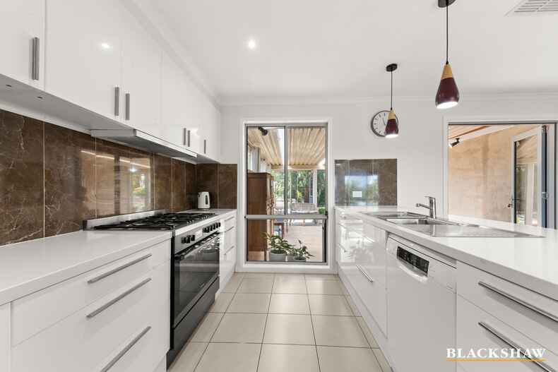 4 Phillipson Crescent Calwell 4 Phillipson Crescent Calwell