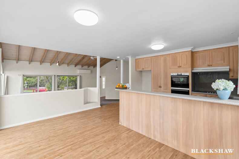 2 White Sands Place Denhams Beach 2 White Sands Place Denhams Beach