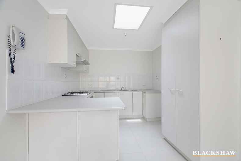 8 Lockhart Place Amaroo 8 Lockhart Place Amaroo