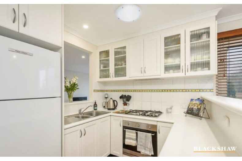 9 Gilmore Crescent Garran