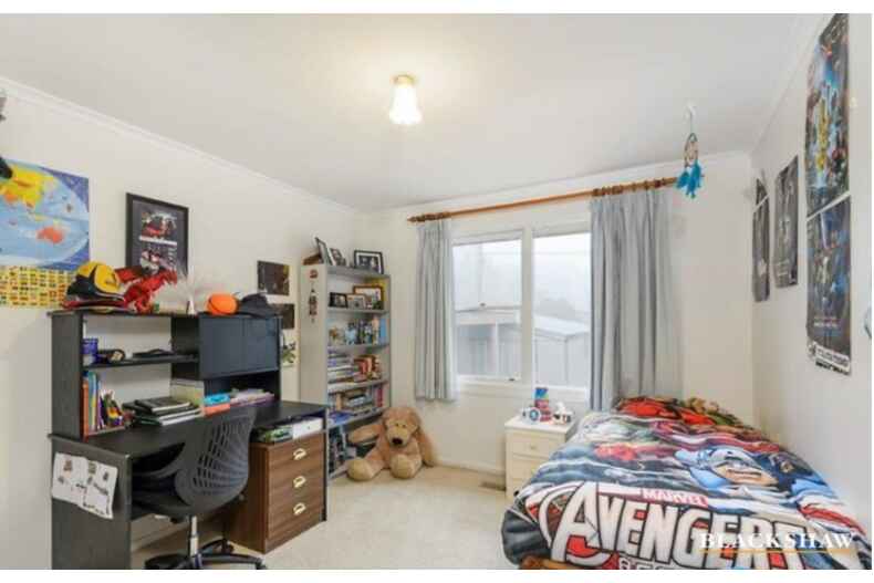 9 Gilmore Crescent Garran