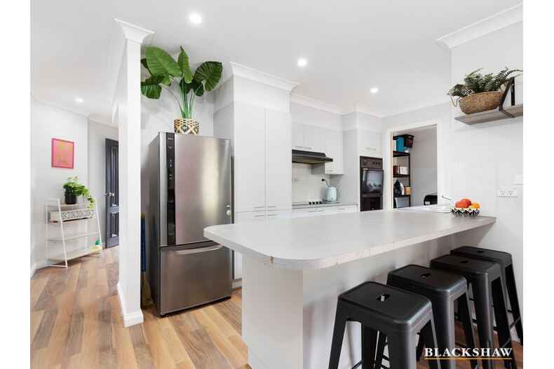 39 Karoola Crescent Surfside 39 Karoola Crescent Surfside