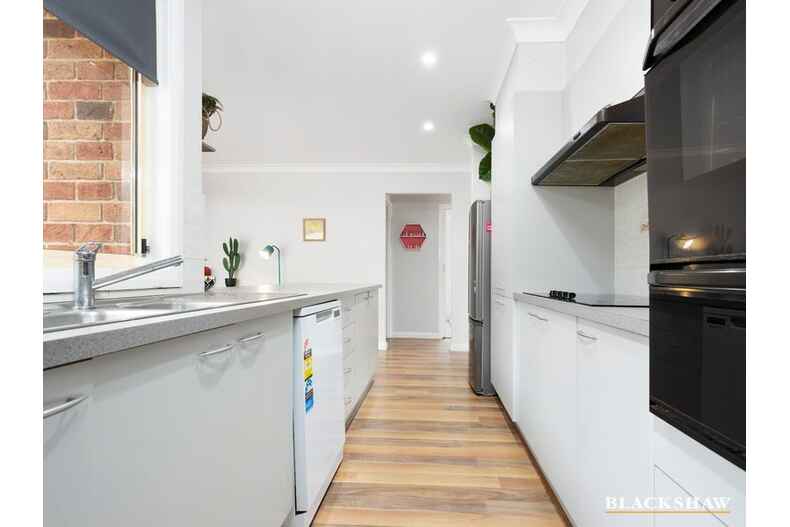 39 Karoola Crescent Surfside 39 Karoola Crescent Surfside