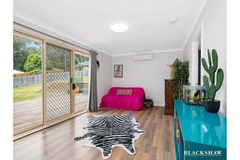 39 Karoola Crescent Surfside 39 Karoola Crescent Surfside