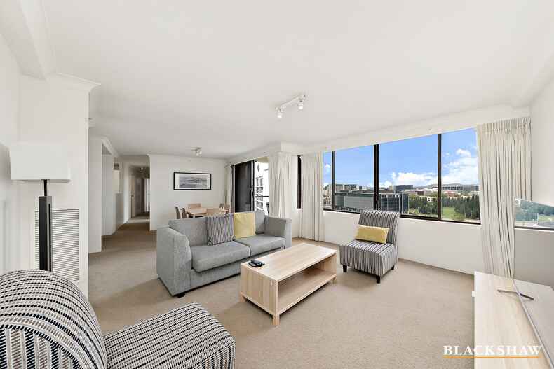 1702/2 Marcus Clarke Street City