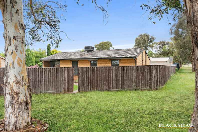 16 Rumker Place Charnwood 16 Rumker Place Charnwood