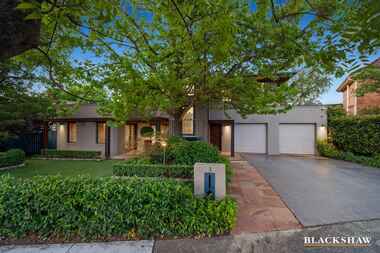 3 Strahan Row Yarralumla