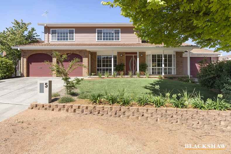 5 Belfield Crescent Florey 5 Belfield Crescent Florey