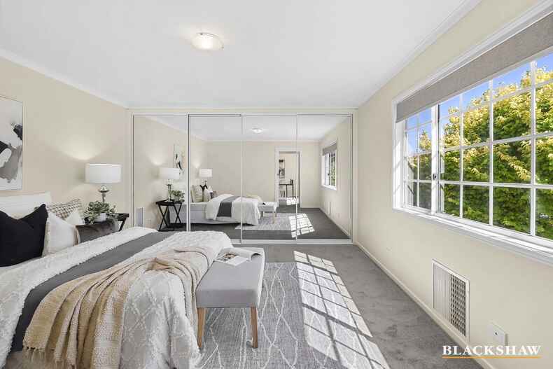 5 Belfield Crescent Florey 5 Belfield Crescent Florey