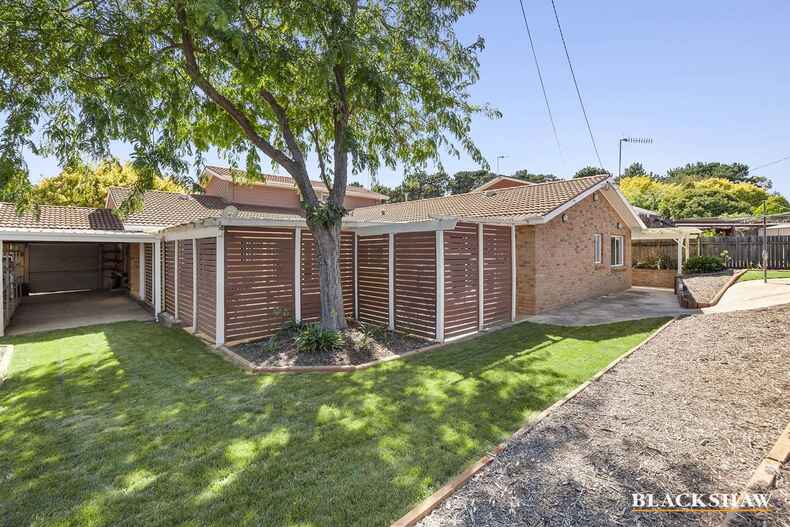 5 Belfield Crescent Florey 5 Belfield Crescent Florey