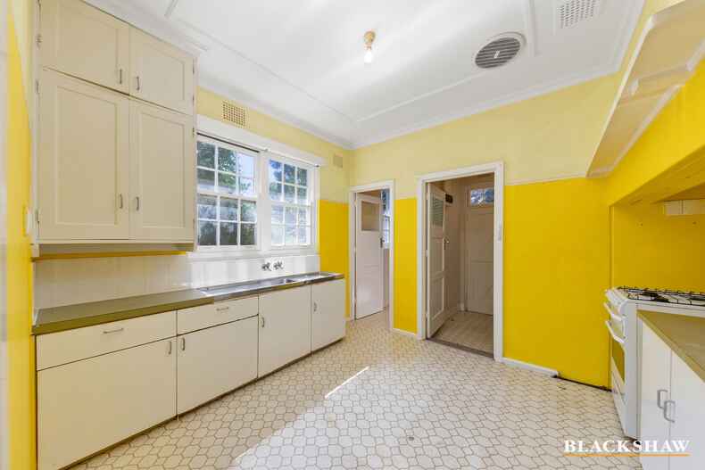 17 Bannister Gardens Griffith 17 Bannister Gardens Griffith