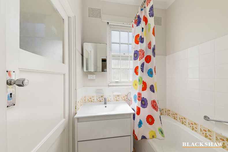 17 Bannister Gardens Griffith 17 Bannister Gardens Griffith