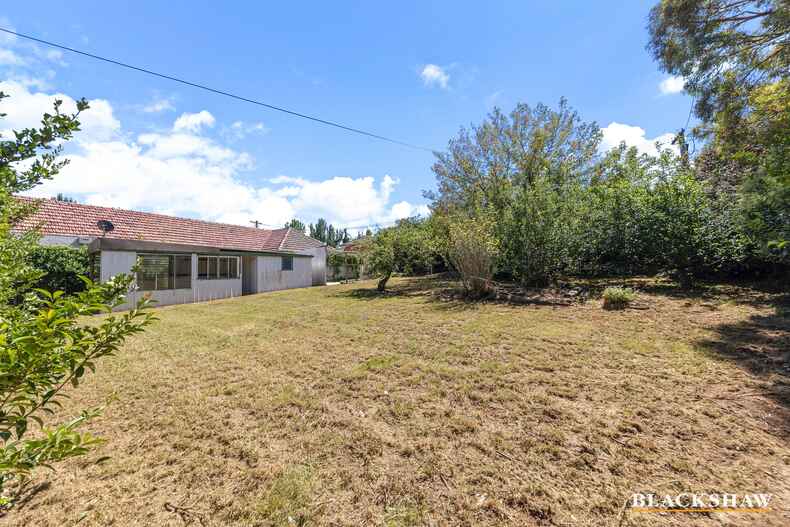 17 Bannister Gardens Griffith 17 Bannister Gardens Griffith