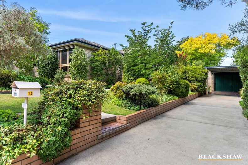 14 Badenoch Crescent Evatt 14 Badenoch Crescent Evatt