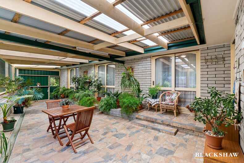 14 Badenoch Crescent Evatt 14 Badenoch Crescent Evatt