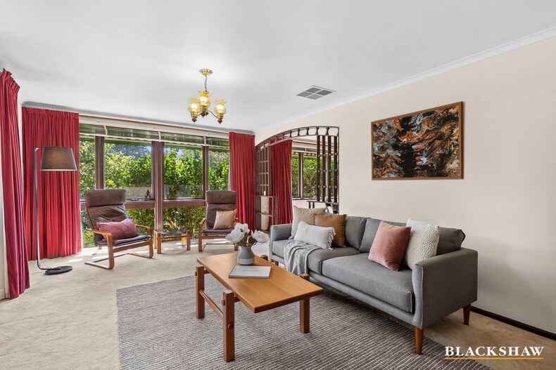 14 Badenoch Crescent Evatt 14 Badenoch Crescent Evatt