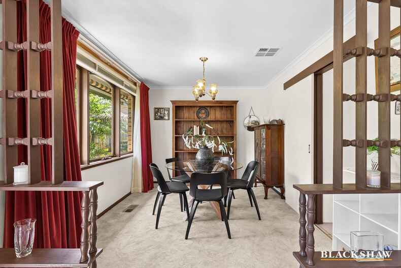 14 Badenoch Crescent Evatt 14 Badenoch Crescent Evatt