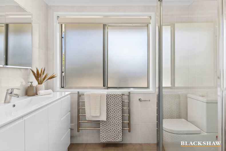 14 Badenoch Crescent Evatt 14 Badenoch Crescent Evatt